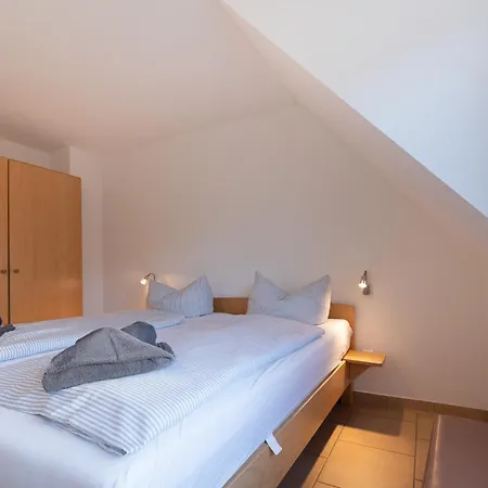 Semesterbostad Strandglueck 3 *